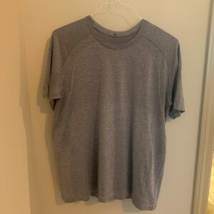 Lululemon metal vent tech shirt men’s large